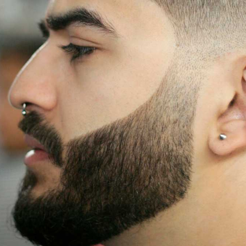 barba de tamanho médio