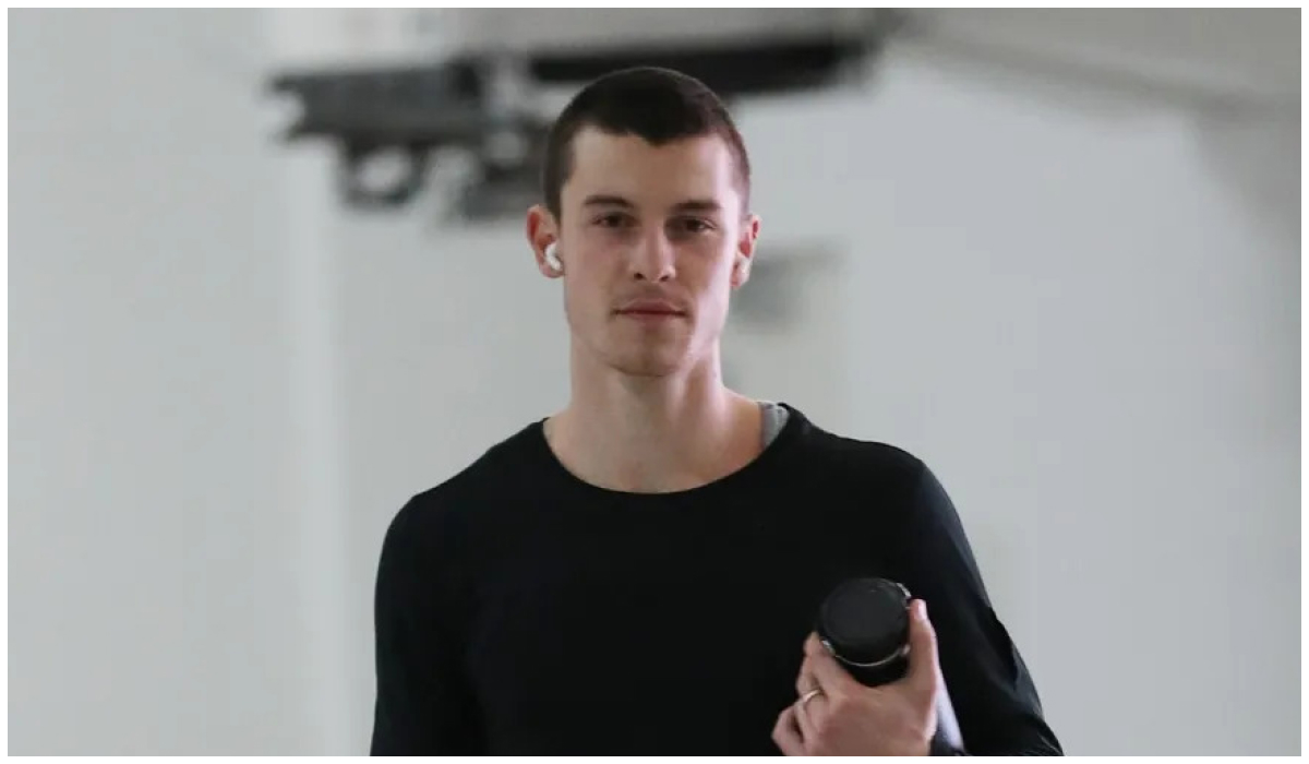 Shawn mendes cabelo raspado