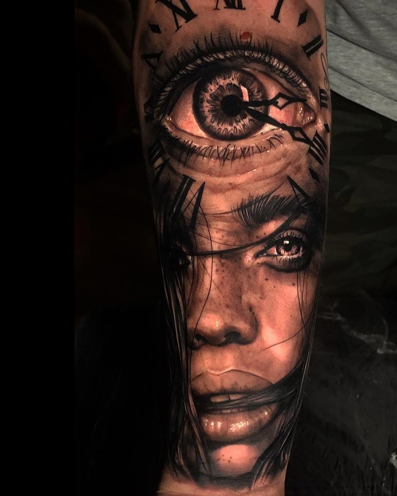 Tatuagem realismo masculina