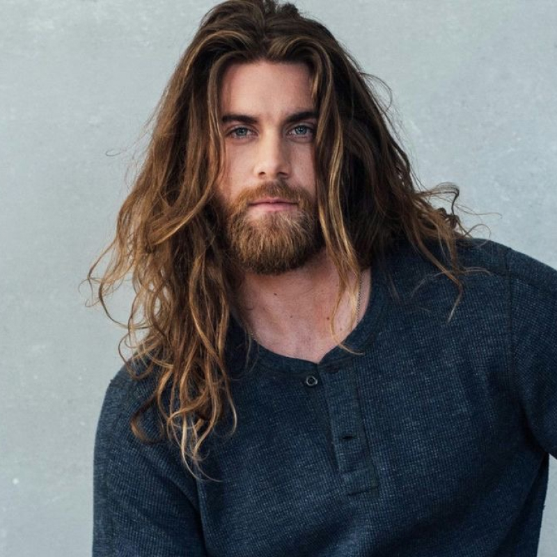 cabelo grande masculino