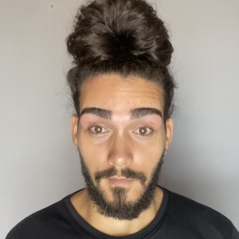 sobrancelha masculina 