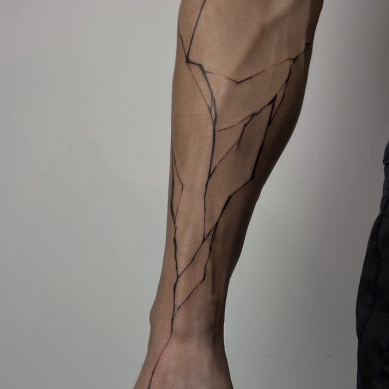 tattoo masculina no braço