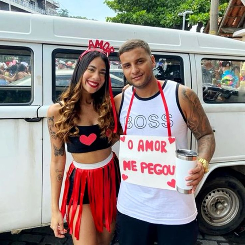 Fantasia de casal para carnaval 2025