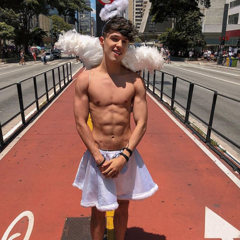 Fantasia de carnaval masculina 2025