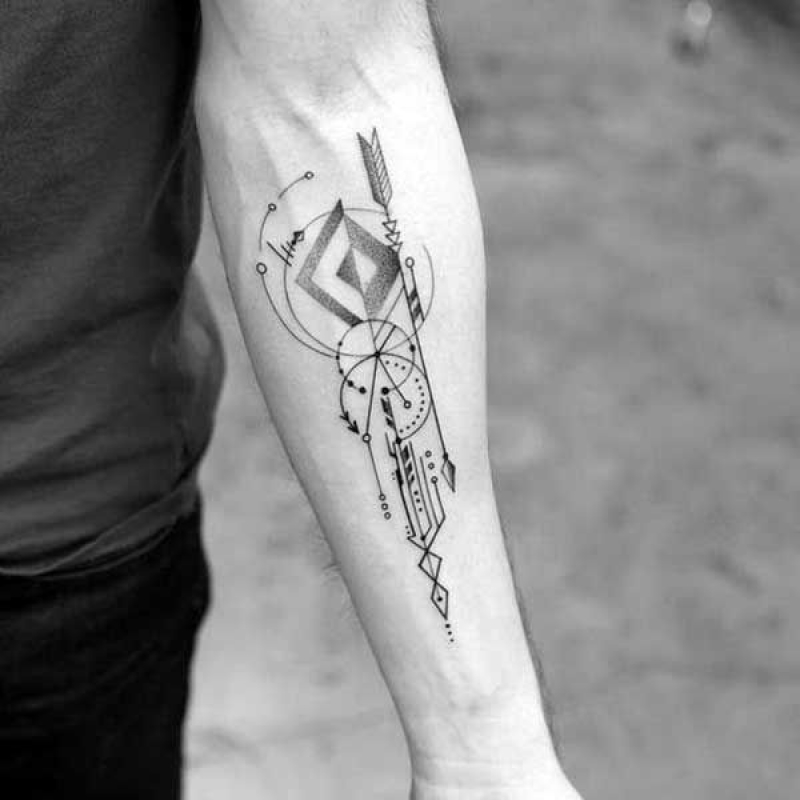 Tatuagem Masculina Geometrica