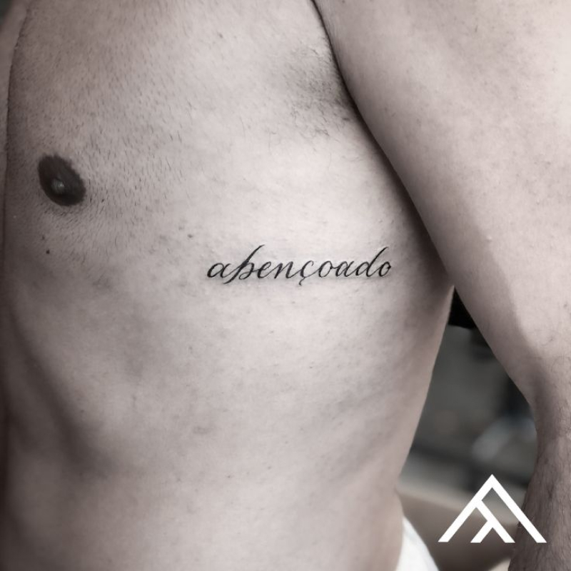 Frase na costela Masculina