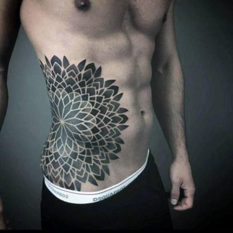 Tatuagem na costela Masculina